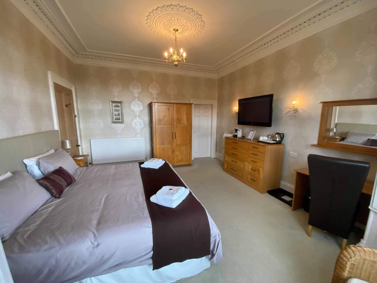 مبيت وإفطار كارنوستي Park House المظهر الخارجي الصورة